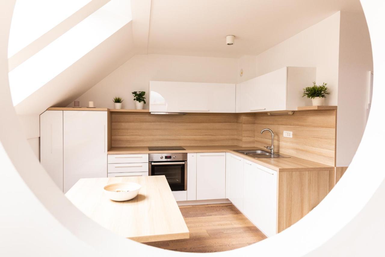 Vigorous Bled Apartment Екстериор снимка