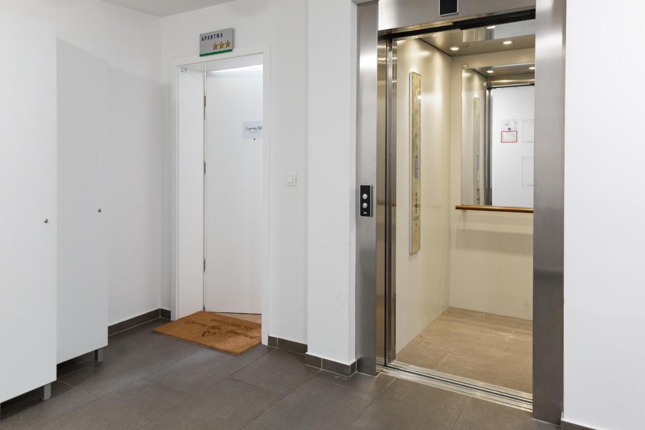 Vigorous Bled Apartment Екстериор снимка